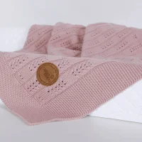 Knitted blanket in gift box (90x90) Herringbone pink